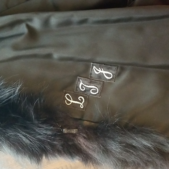 Canadian Genuine Mink and Fox Fur Coat - Picture 7 of 8